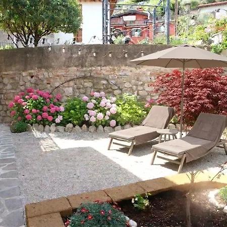 Casa Elena E Sul Di Garda Отель типа 
