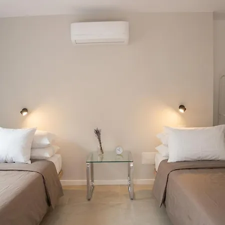 Casa Elena E Sul Di Garda Отель типа 